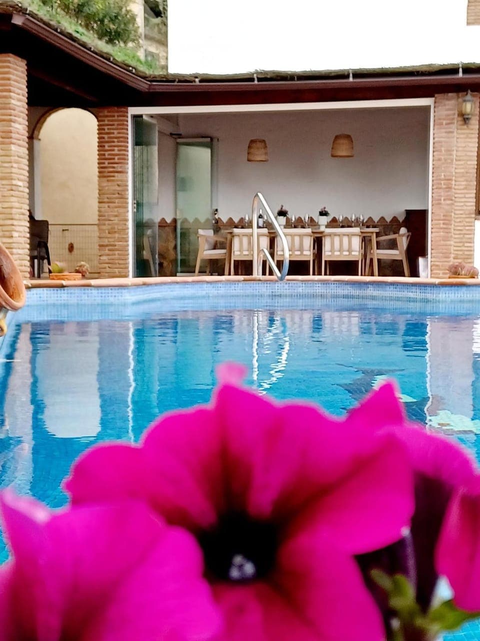 Swimming pool, Swimming pool