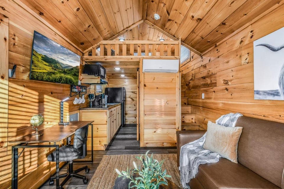 TV and multimedia, Kitchen or kitchenette, Living room