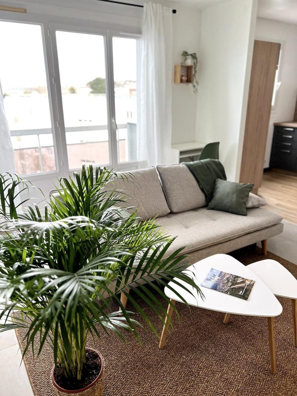 Living room, Seating area