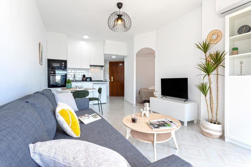 Communal lounge/ TV room, TV and multimedia, Kitchen or kitchenette, Living room