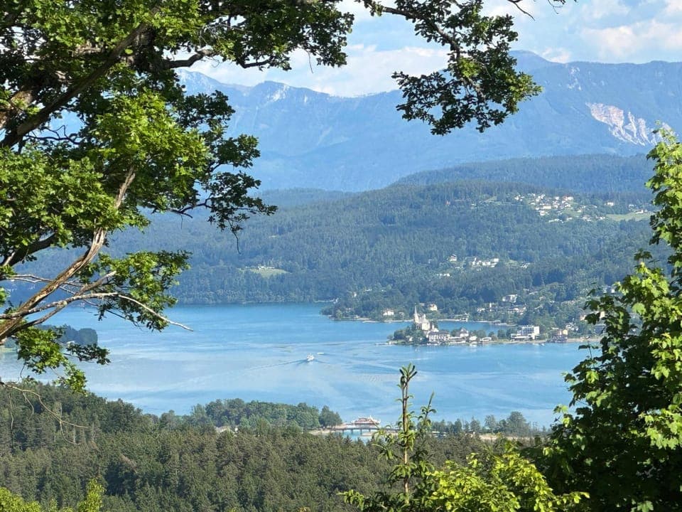 Natural landscape, Balcony/Terrace, Lake view