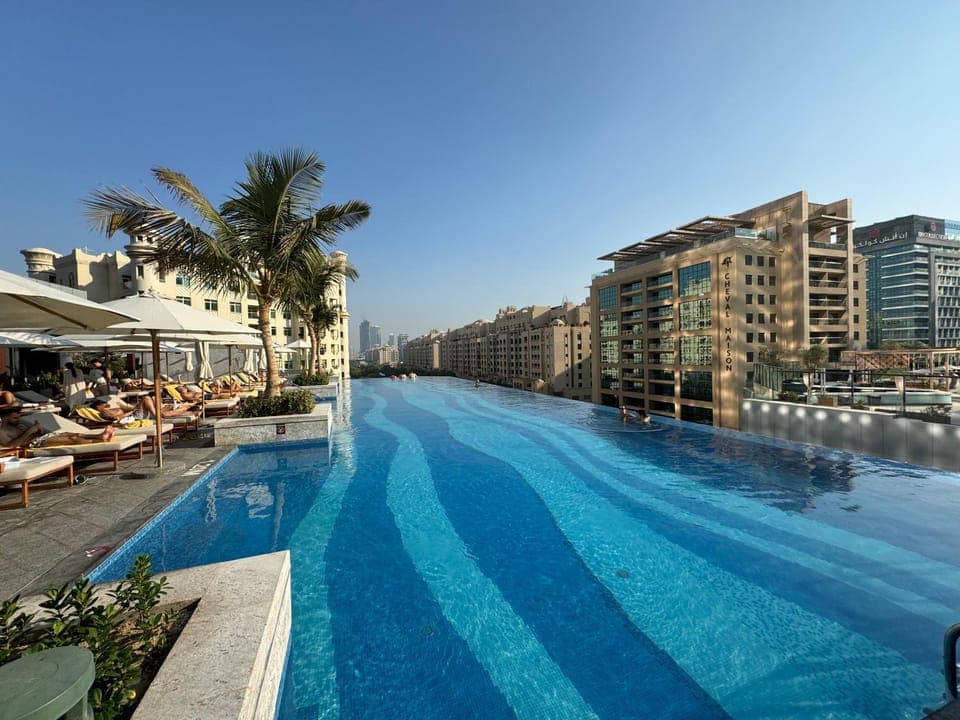 Swimming pool, Swimming pool, sunbed