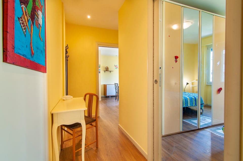 Bed, Photo of the whole room, Dining area, Bedroom, wardrobe