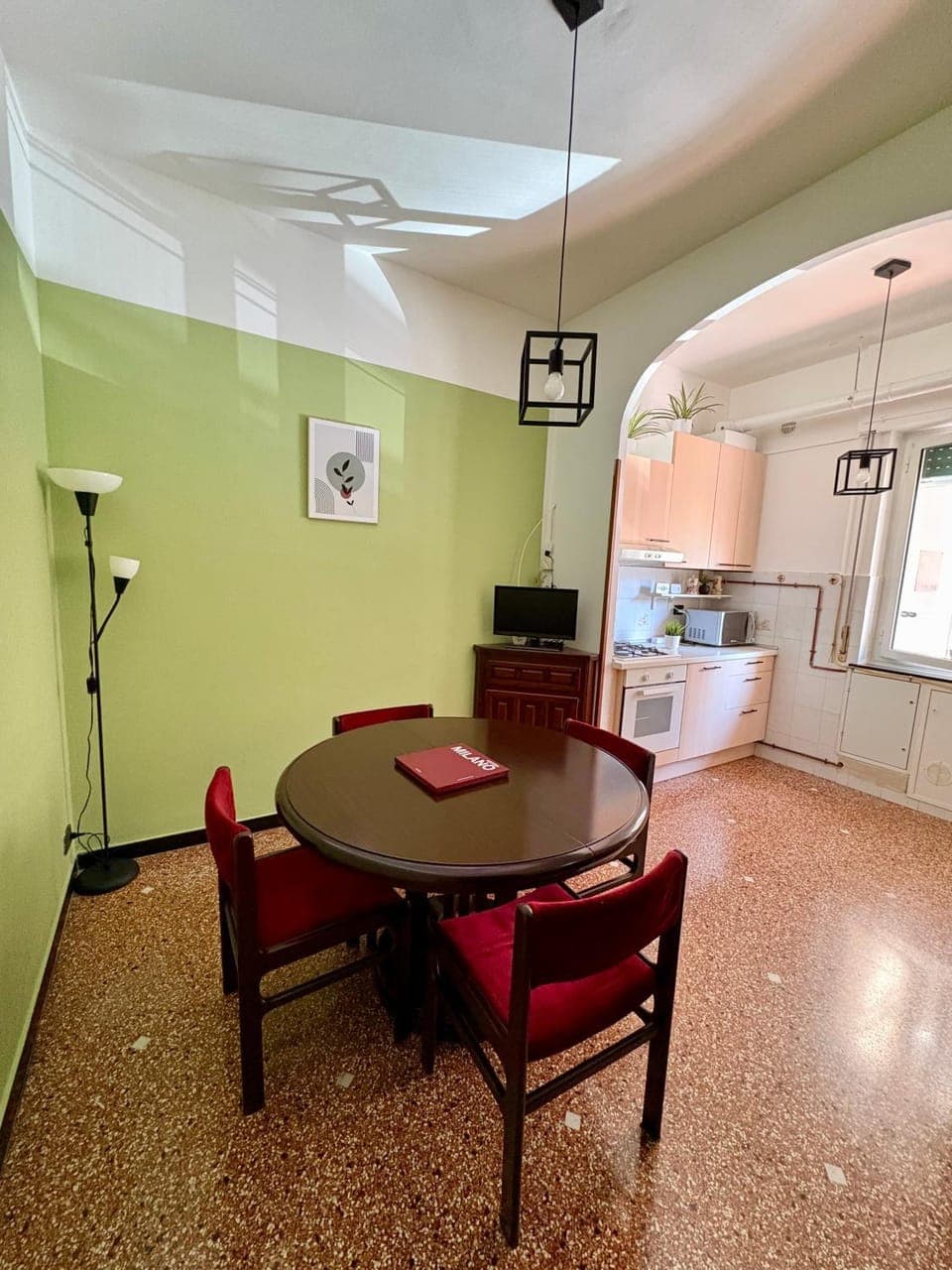 Kitchen or kitchenette, Living room, Dining area