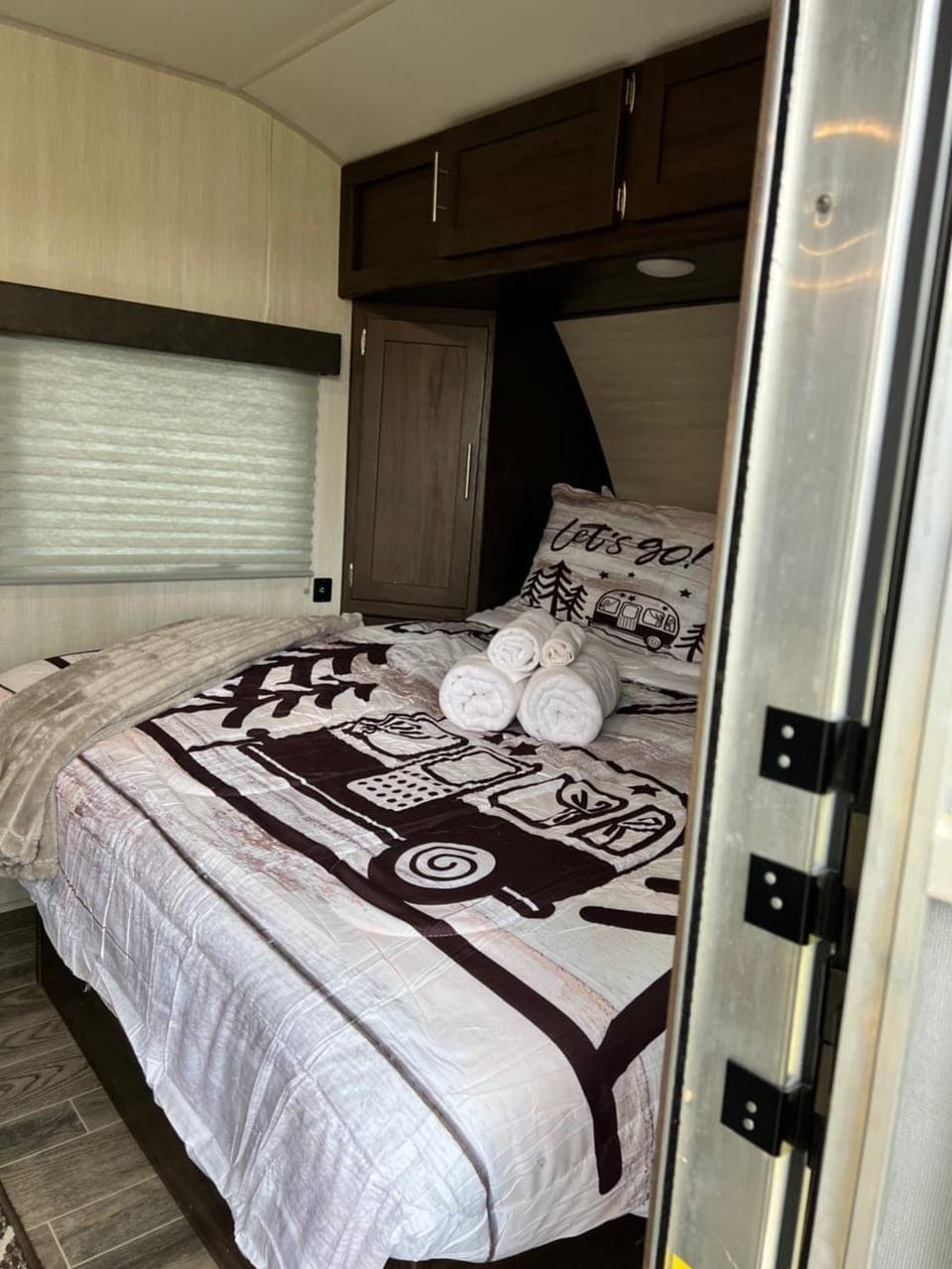 Bed, Bedroom, wardrobe