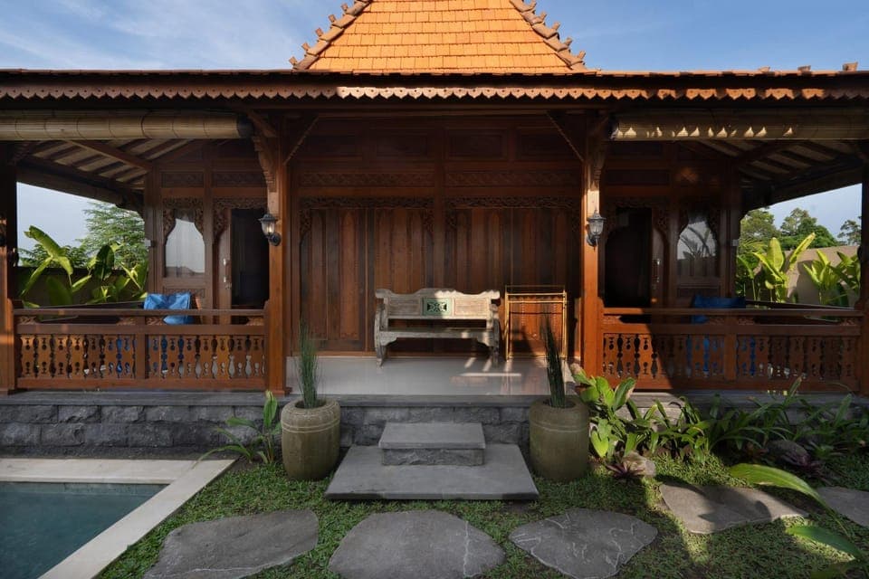 Property building, Day, View (from property/room), Balcony/Terrace, Garden view, Pool view