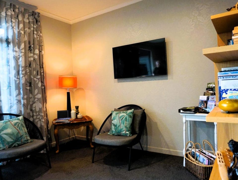 TV and multimedia, Breakfast, Internal: Not applicable to any particular room