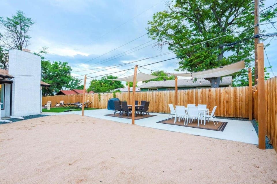 Patio, Garden view