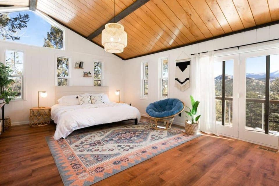 Bed, View (from property/room), Balcony/Terrace, Photo of the whole room, Bedroom