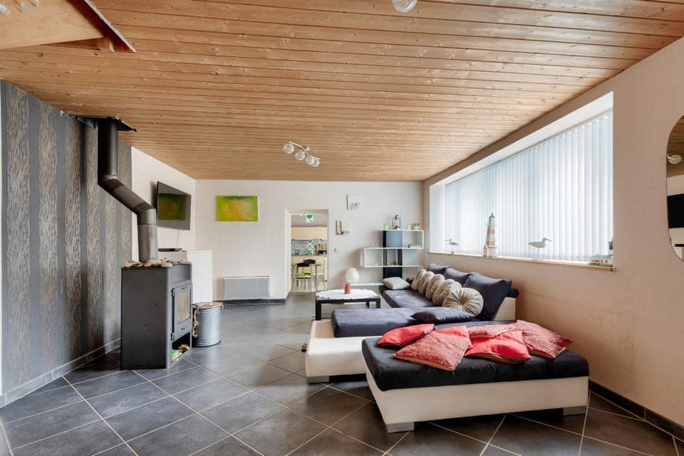 Communal lounge/ TV room, Living room