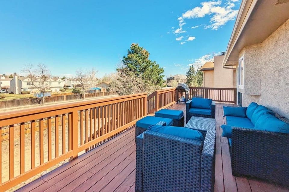 The Peakview Mirage_Newly Renovated Near USAFA House in Black Forest