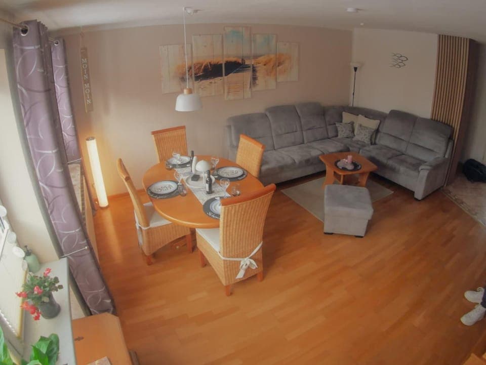 Living room, Dining area