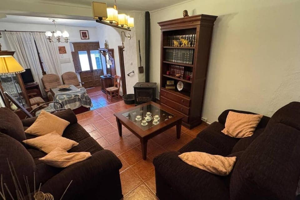 Living room, Seating area, fireplace