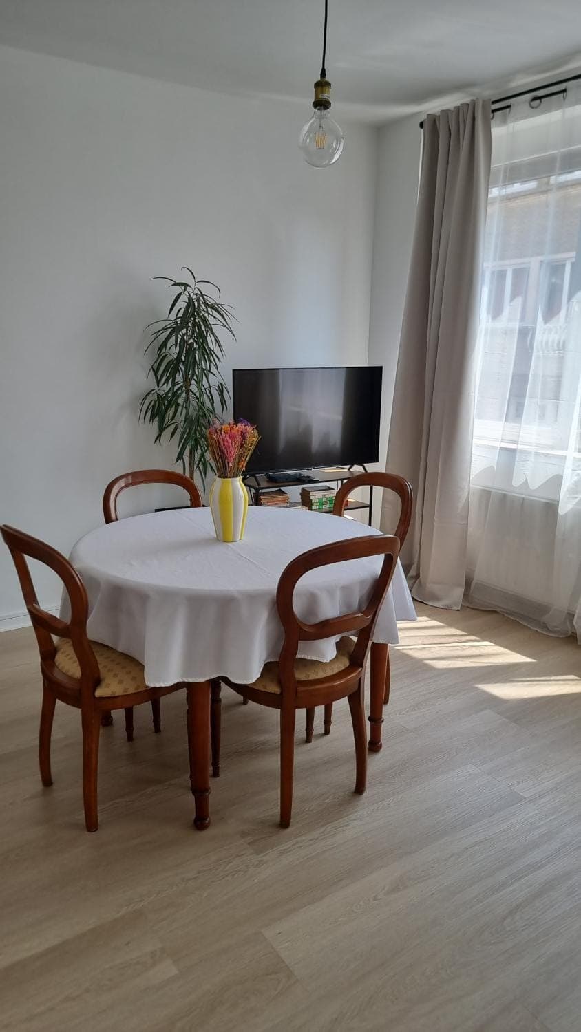 TV and multimedia, Dining area