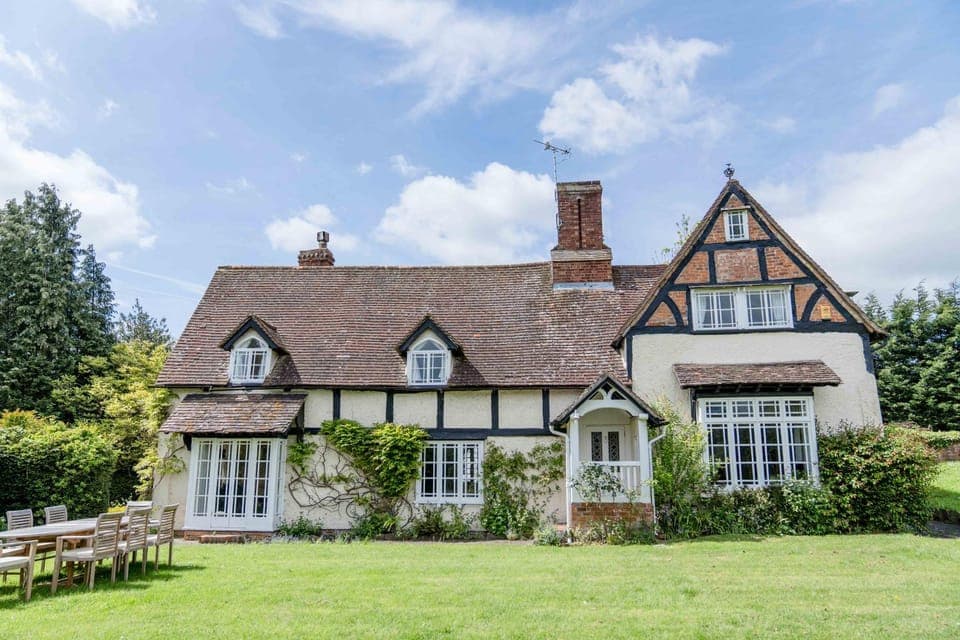Property building, Natural landscape, Garden view, Landmark view