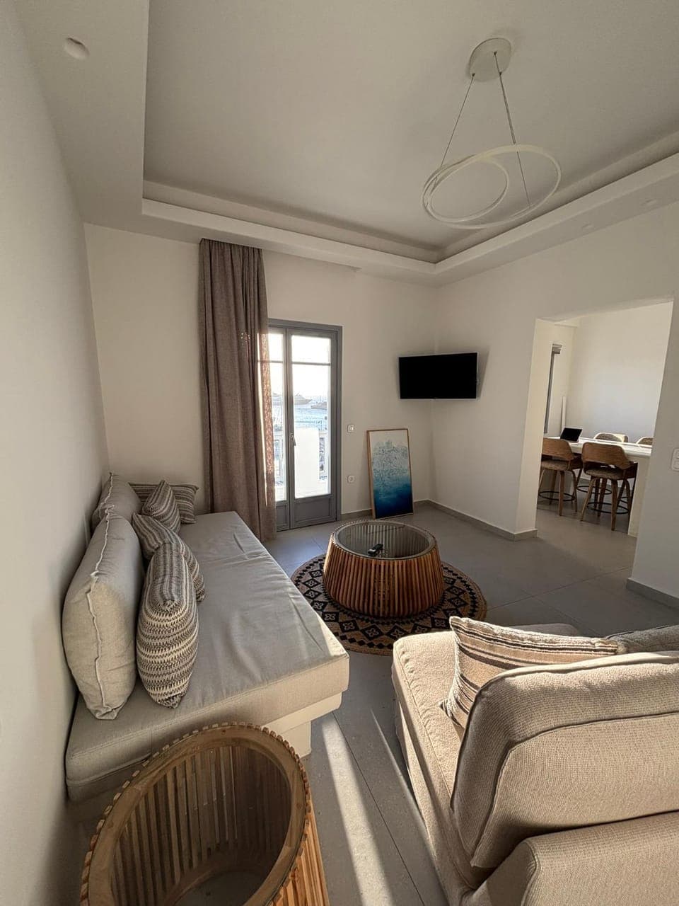 Communal lounge/ TV room, Bed, TV and multimedia, Living room, Seating area