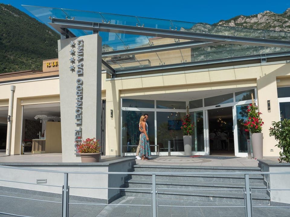 Facade/entrance, Property logo or sign