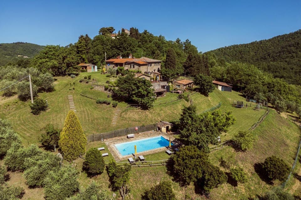 Natural landscape, Bird's eye view, Mountain view, Pool view, Swimming pool, sunbed