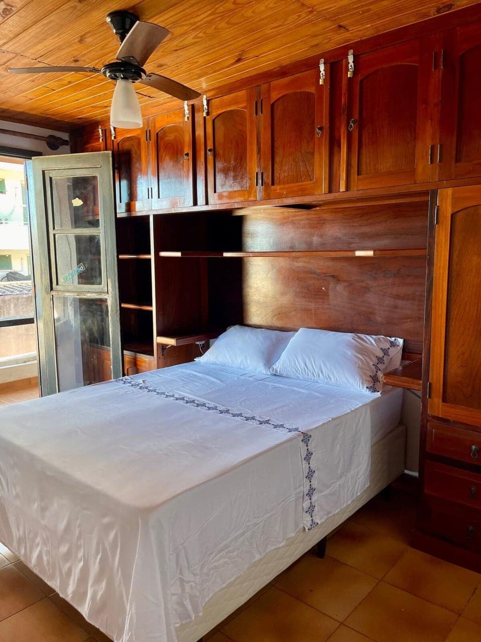 Bed, Photo of the whole room, Bedroom, wardrobe