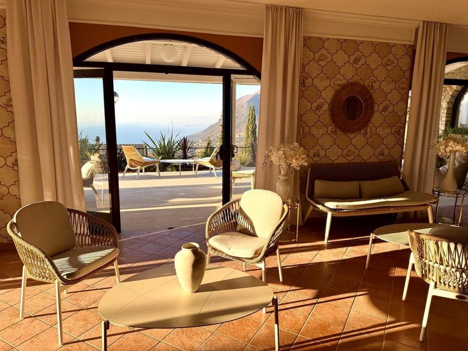 Natural landscape, View (from property/room), Balcony/Terrace, Seating area