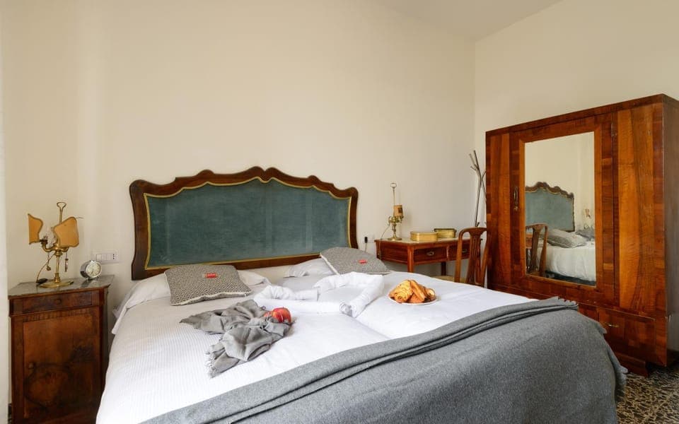 Bed, Photo of the whole room, Bedroom, towels, wardrobe