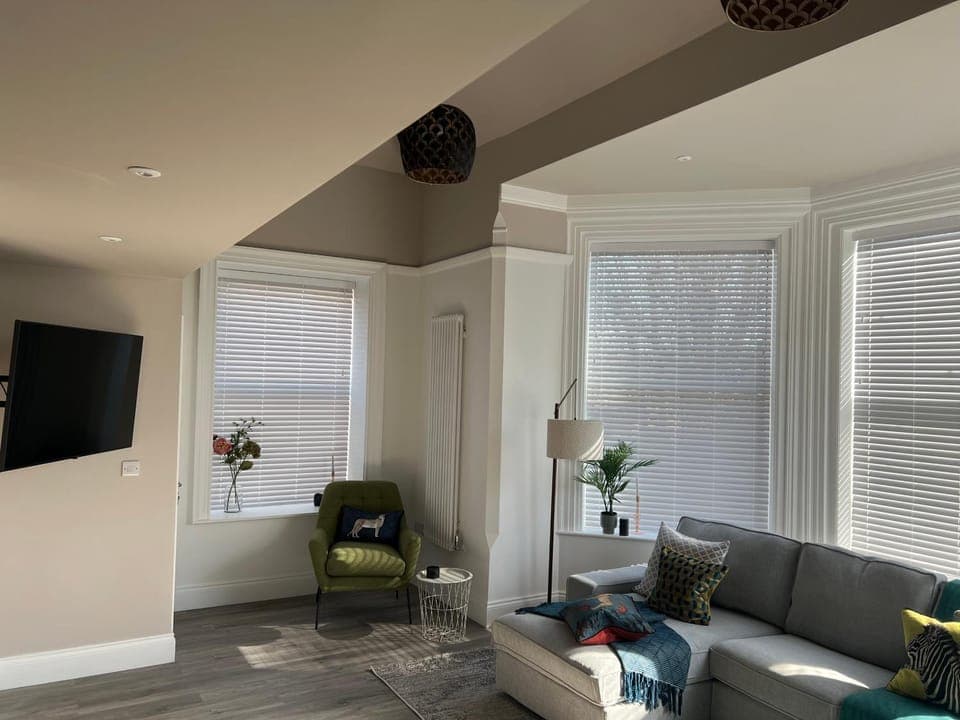 TV and multimedia, Living room, Seating area