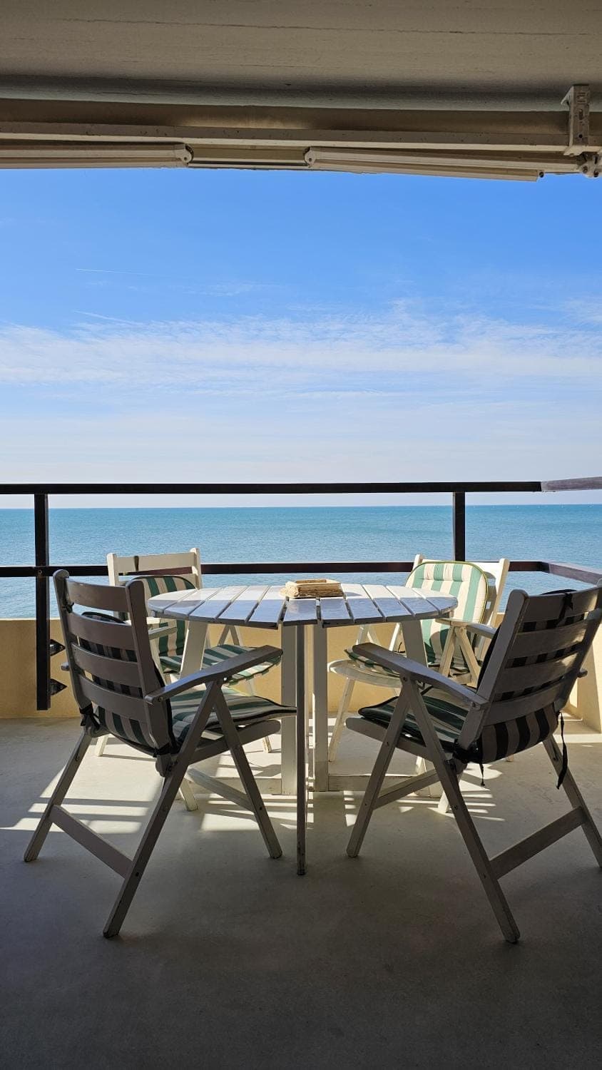 Natural landscape, View (from property/room), Balcony/Terrace, Living room, Sea view