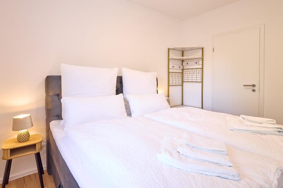 Bed, Photo of the whole room, Bedroom, towels, wardrobe