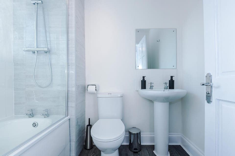 Shower, Toilet, Bathroom