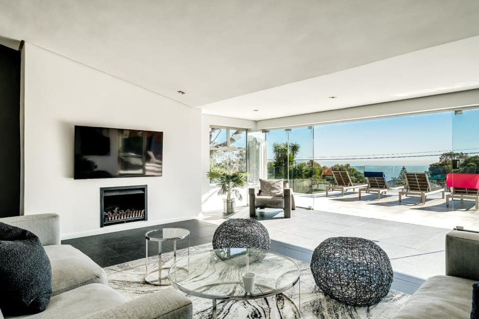 Balcony/Terrace, Living room, Seating area, Sea view