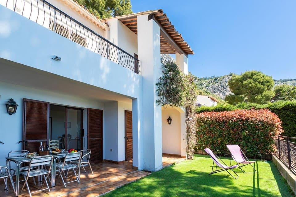 Property building, Balcony/Terrace