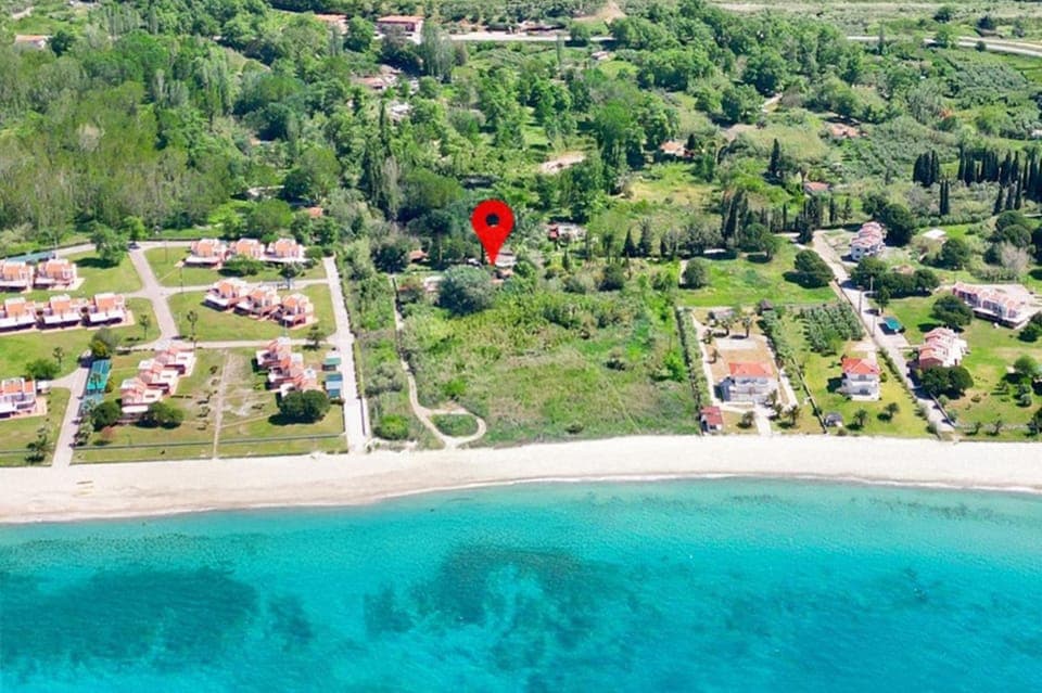 Neighbourhood, Natural landscape, Bird's eye view, Beach, Sea view