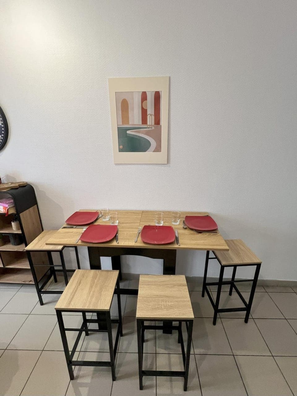 Seating area, Dining area