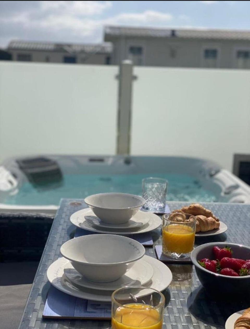 Hot Tub, Balcony/Terrace, Dining area