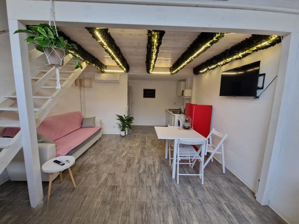 TV and multimedia, Living room, Seating area