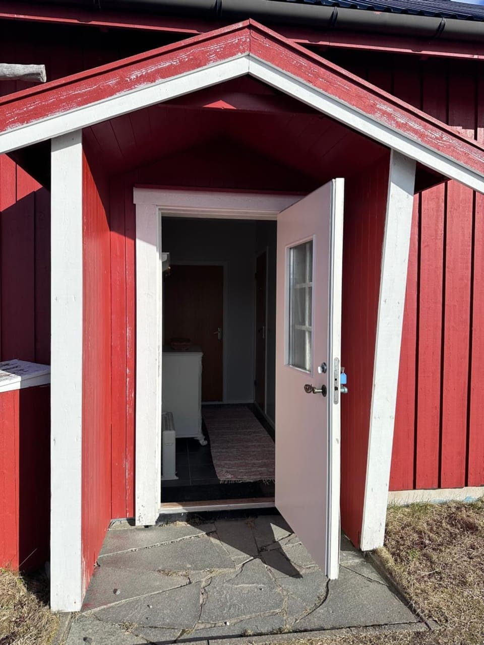 Lysbøen Bua House in Lofoten