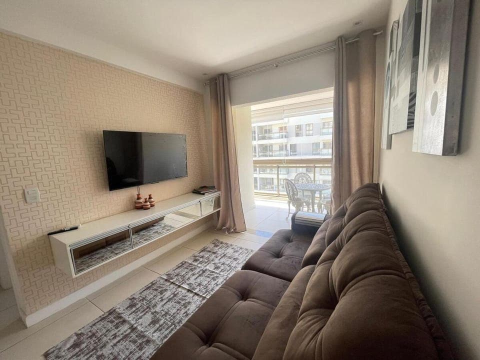 TV and multimedia, Living room, Seating area, Evening entertainment