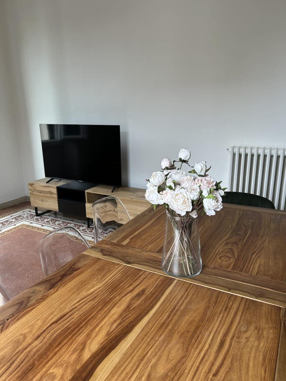 Communal lounge/ TV room, TV and multimedia, internet