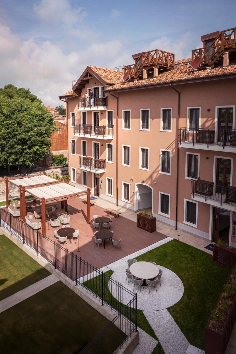 Property building, Garden