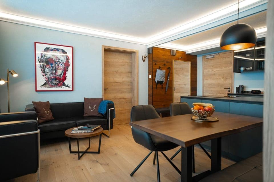 Kitchen or kitchenette, Living room, Seating area