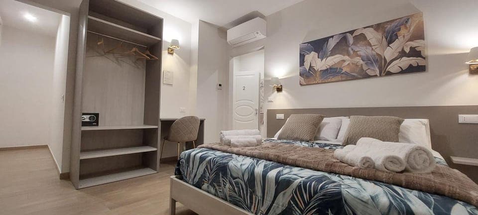 Bed, Bedroom, wardrobe