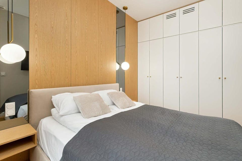 Bed, Photo of the whole room, Bedroom, wardrobe