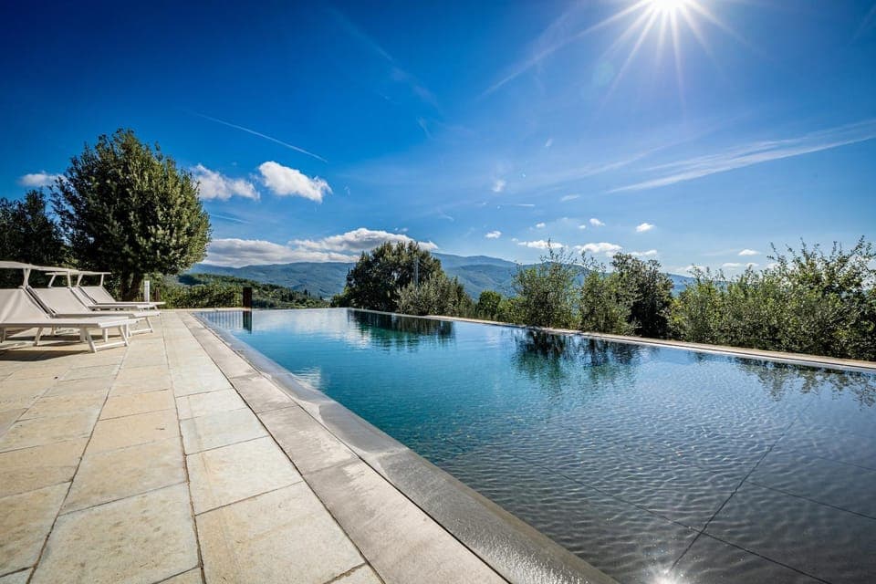 Swimming pool, sunbed