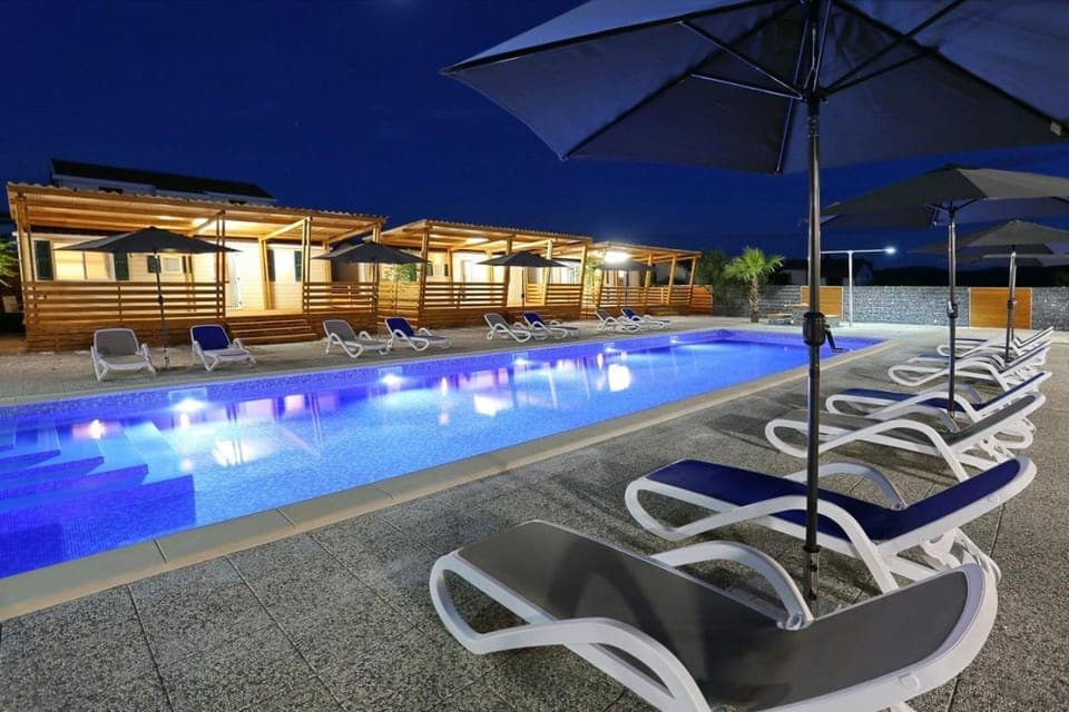 Property building, Night, Swimming pool, sunbed