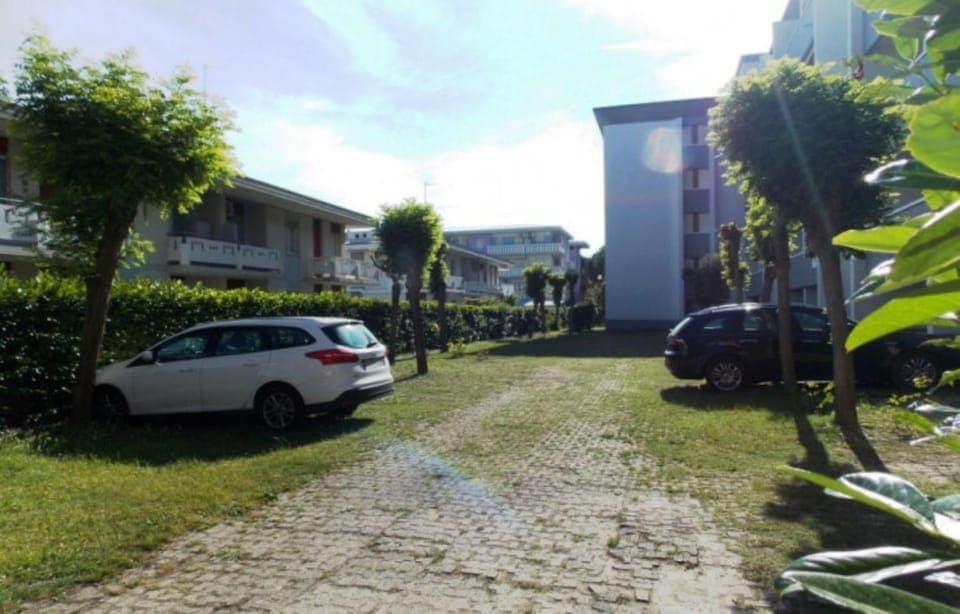 Property building, Other, Parking