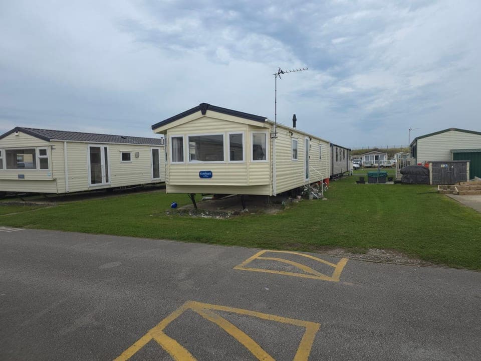 Property building, Street view, Parking