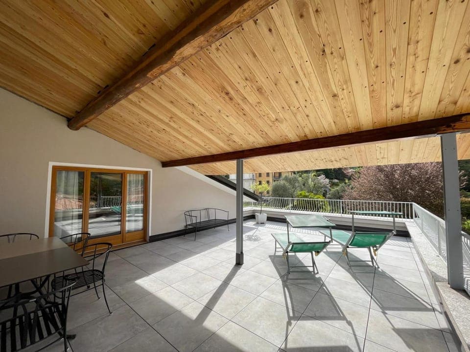 Balcony/Terrace, Dining area