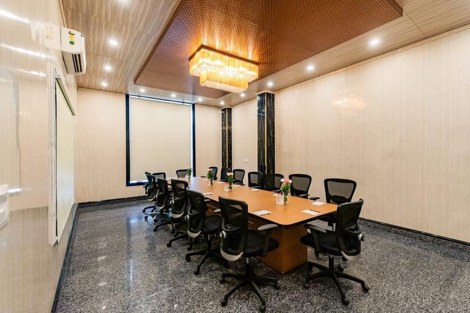 Meeting/conference room