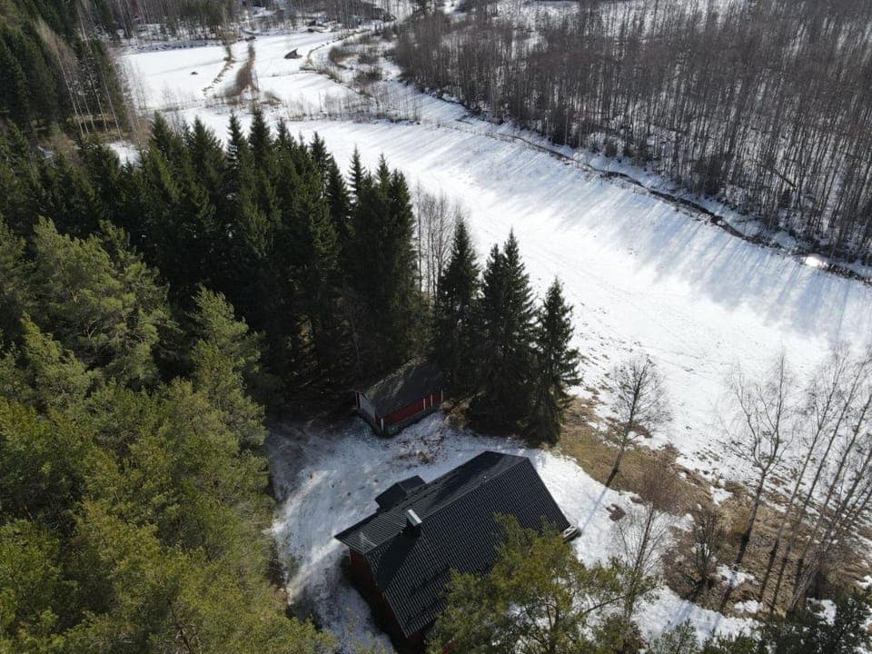 Mannimaatila AURA House in Finland