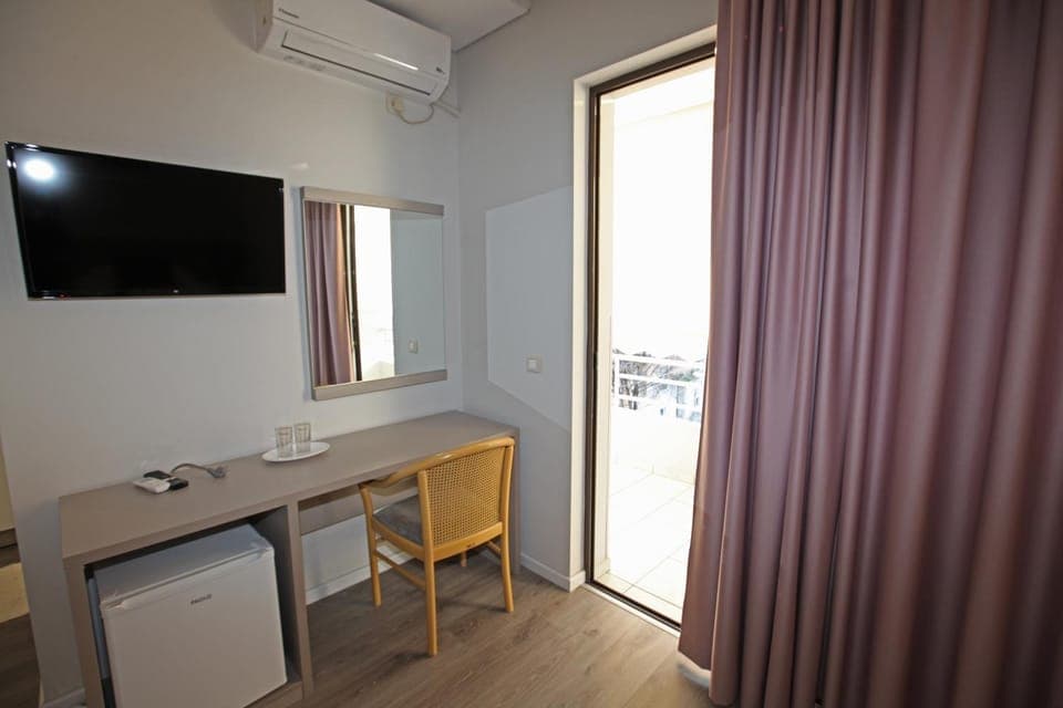 TV and multimedia, Seating area